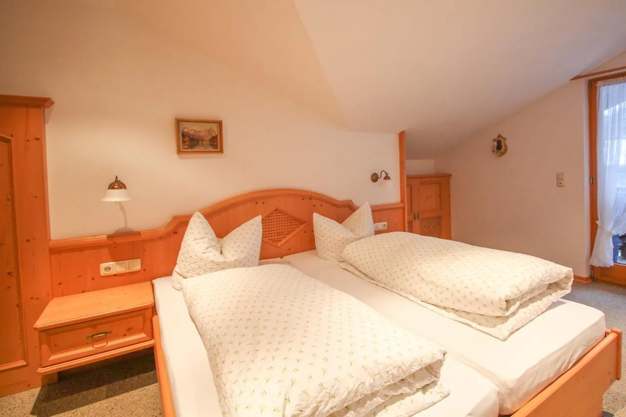 Apartments- Und Ferienhaus Anton Garmisch-Partenkirchen Apartment