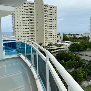 https://lujoso-apto-de-playa-piscina-jacuzzi.comcaribbean.com